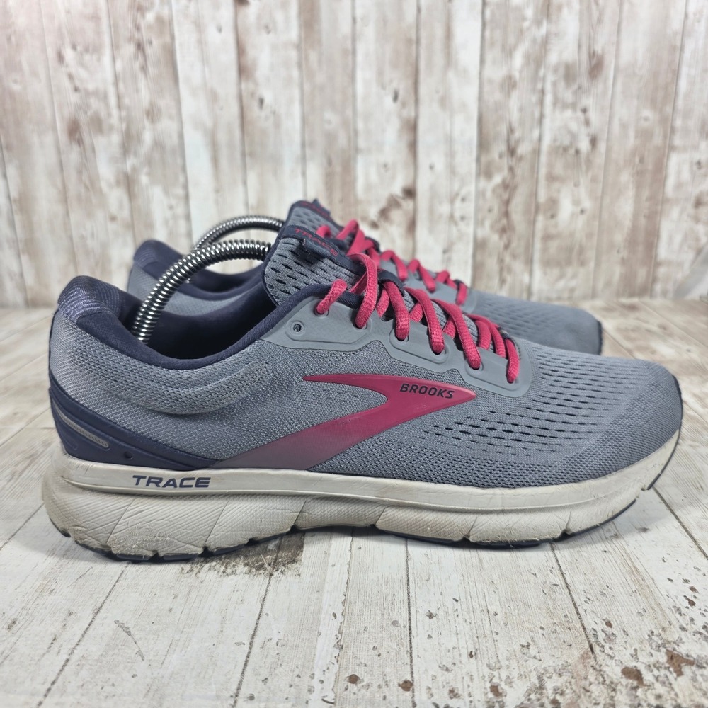 Brooks Trace Womens Running Shoes Grey Berry Pink 1203511B033 Size 11 Medium B
